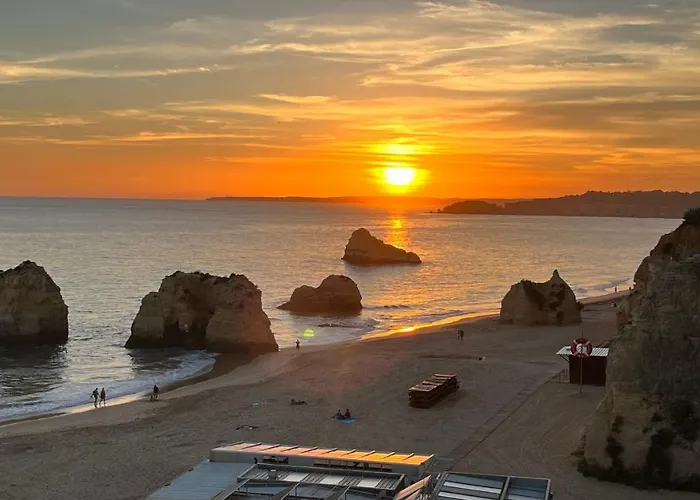 Gm Premium דירה *